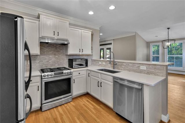 997 Longley Avenue NW, Atlanta, GA 30318