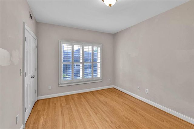997 Longley Avenue NW, Atlanta, GA 30318