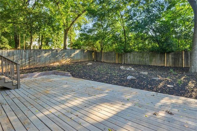 997 Longley Avenue NW, Atlanta, GA 30318