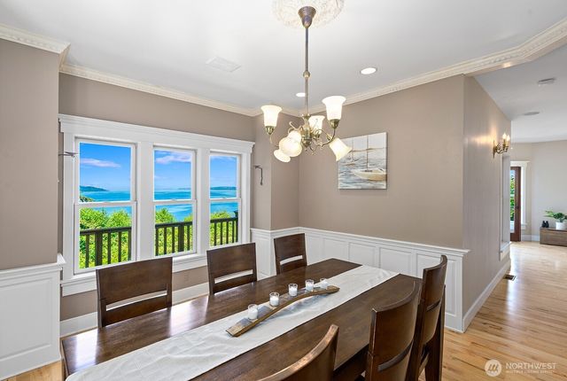 6838 SW Maury Park Road, Vashon, WA 98070