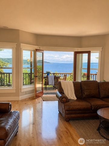 6838 SW Maury Park Road, Vashon, WA 98070