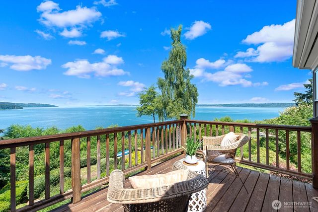 6838 SW Maury Park Road, Vashon, WA 98070