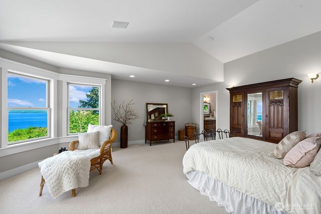 6838 SW Maury Park Road, Vashon, WA 98070