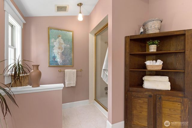 6838 SW Maury Park Road, Vashon, WA 98070
