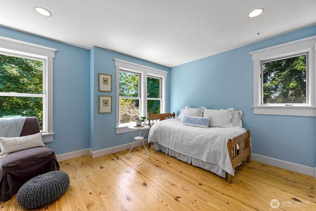 6838 SW Maury Park Road, Vashon, WA 98070