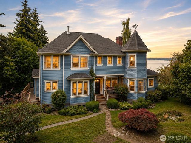 6838 SW Maury Park Road, Vashon, WA 98070