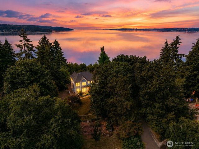 6838 SW Maury Park Road, Vashon, WA 98070