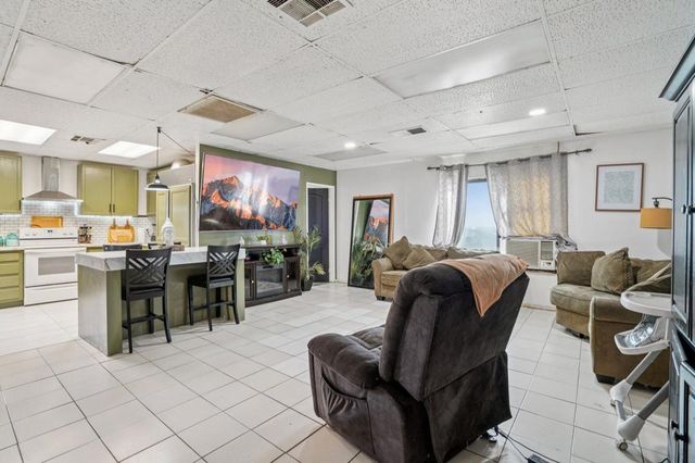 2154 Riviera Court, Thermal, CA 92274