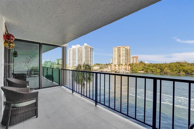 936 Intracoastal Dr 4F, Fort Lauderdale, FL 33304