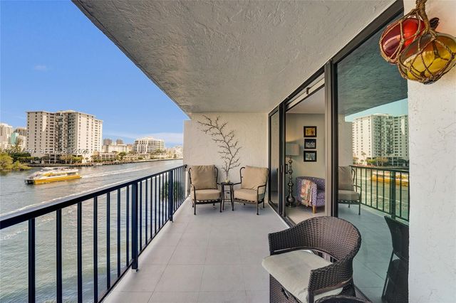 936 Intracoastal Dr 4F, Fort Lauderdale, FL 33304