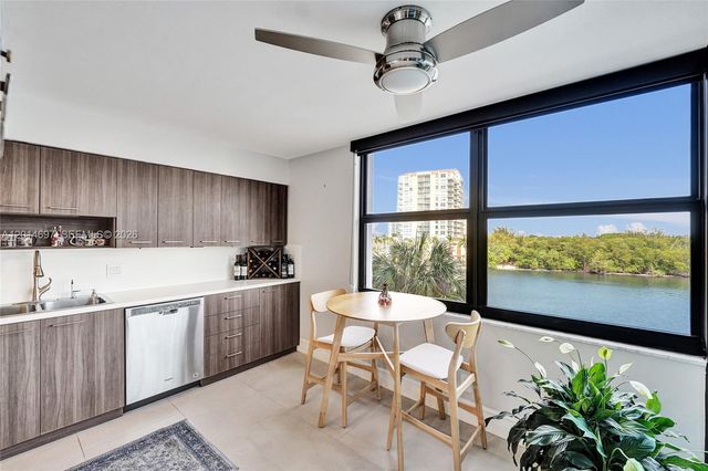 936 Intracoastal Dr 4F, Fort Lauderdale, FL 33304