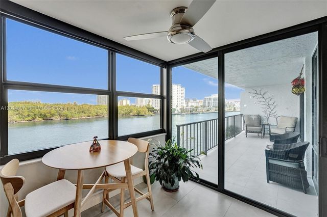 936 Intracoastal Dr 4F, Fort Lauderdale, FL 33304