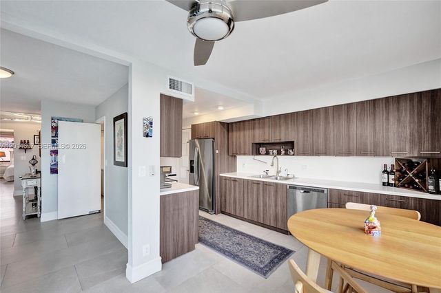936 Intracoastal Dr 4F, Fort Lauderdale, FL 33304