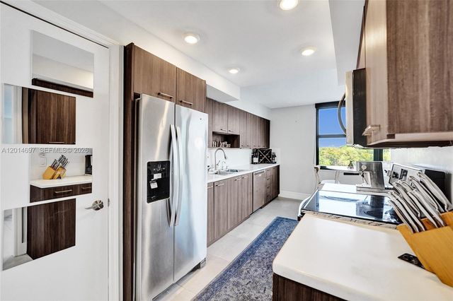 936 Intracoastal Dr 4F, Fort Lauderdale, FL 33304