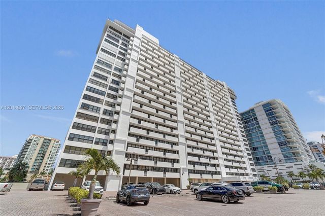 936 Intracoastal Dr 4F, Fort Lauderdale, FL 33304