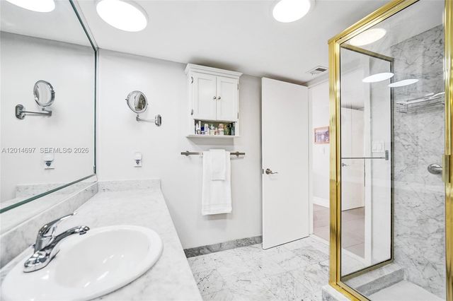 936 Intracoastal Dr 4F, Fort Lauderdale, FL 33304