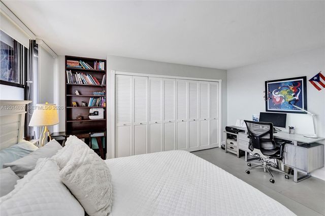 936 Intracoastal Dr 4F, Fort Lauderdale, FL 33304