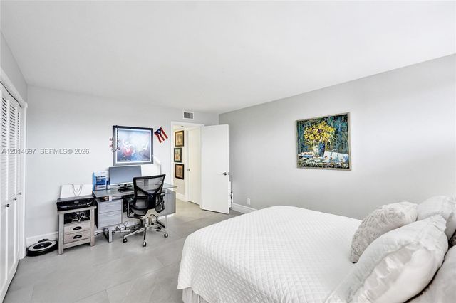 936 Intracoastal Dr 4F, Fort Lauderdale, FL 33304