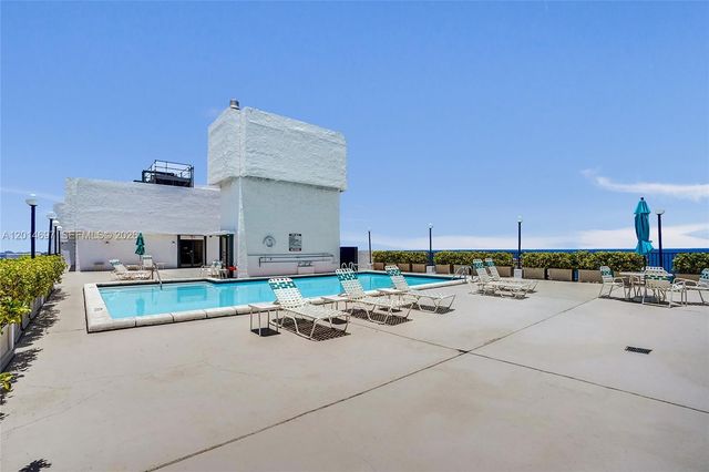 936 Intracoastal Dr 4F, Fort Lauderdale, FL 33304