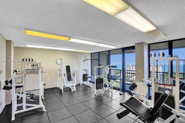 936 Intracoastal Dr 4F, Fort Lauderdale, FL 33304