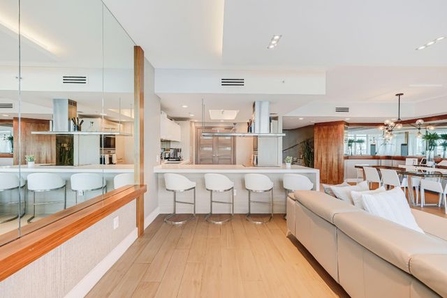 17301 Biscayne Boulevard 1011, North Miami Beach, FL 33160