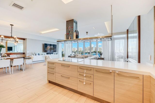 17301 Biscayne Boulevard 1011, North Miami Beach, FL 33160