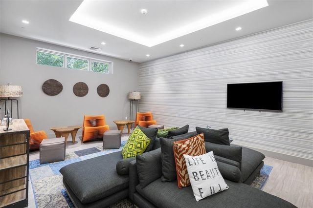 17301 Biscayne Boulevard 1011, North Miami Beach, FL 33160