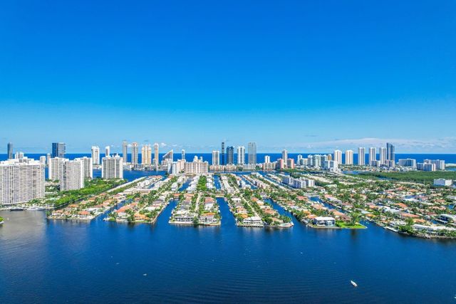 17301 Biscayne Boulevard 1011, North Miami Beach, FL 33160