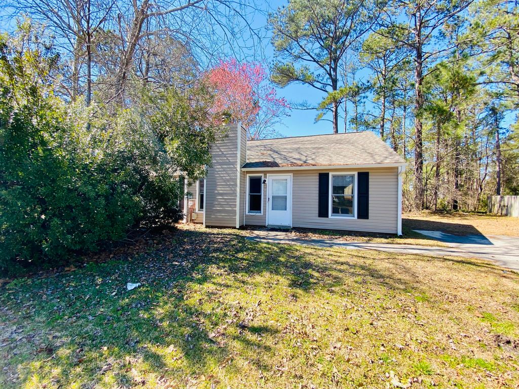 189 Corey Circle, Jacksonville, NC 28546