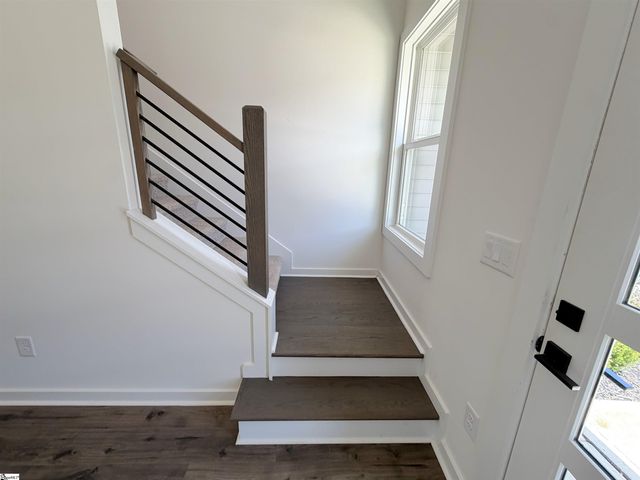 1279 Westgate Village Drive, Spartanburg, SC 29301