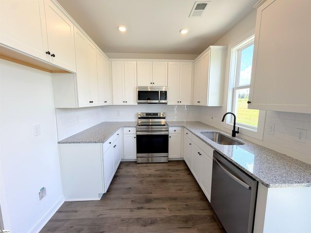 1279 Westgate Village Drive, Spartanburg, SC 29301