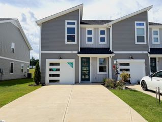 1279 Westgate Village Drive, Spartanburg, SC 29301