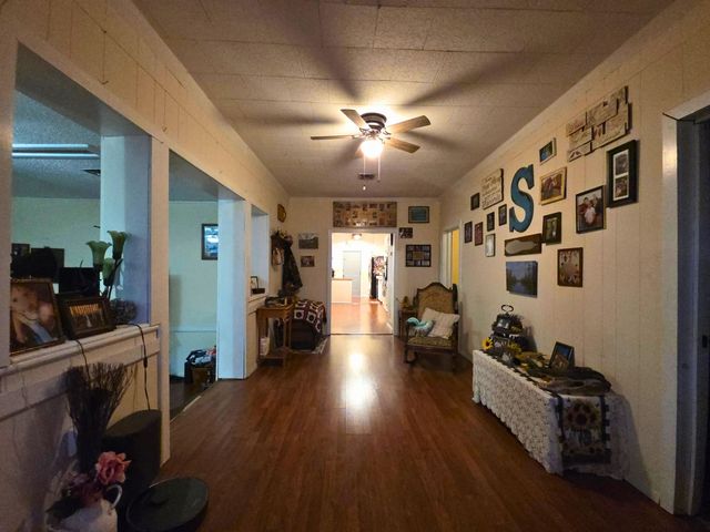 105 E Smith St, Galliano, LA 70354