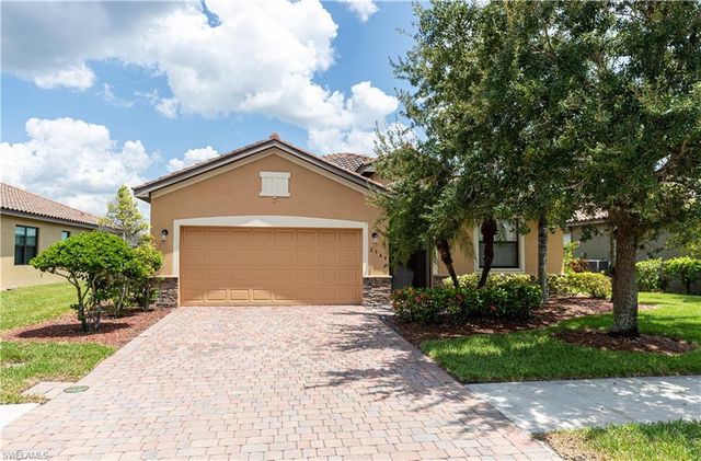 2769 Via Piazza LOOP, Fort Myers, FL 33905