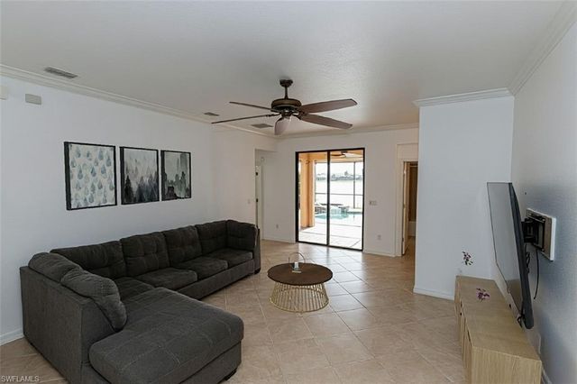 2769 Via Piazza LOOP, Fort Myers, FL 33905
