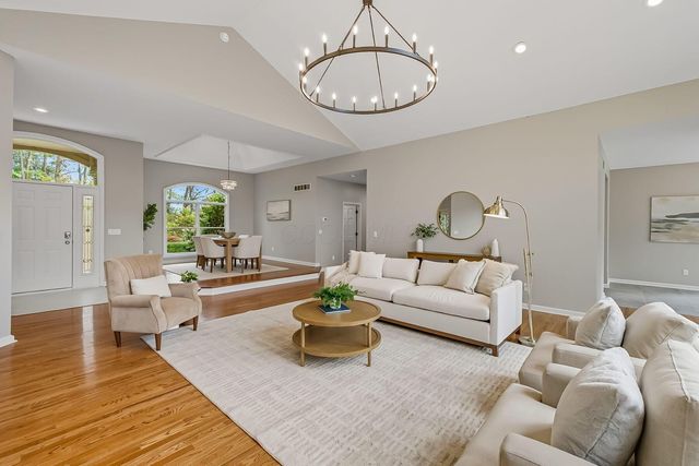 14617 MORSE Road SW, Pataskala, OH 43062