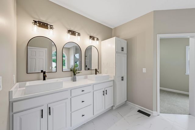 14617 MORSE Road SW, Pataskala, OH 43062