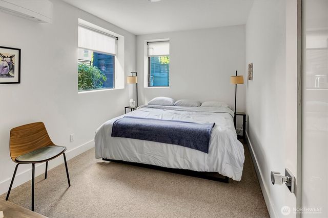 2660 9th Avenue W, Seattle, WA 98119