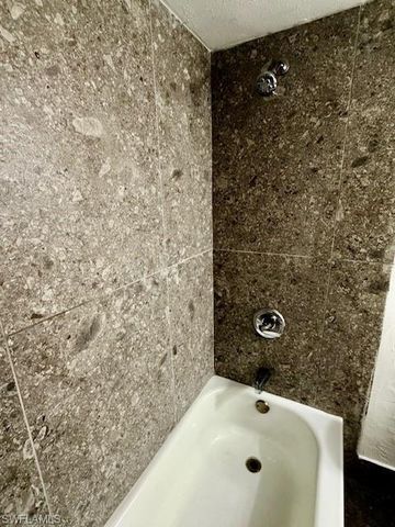 169 SANTA CLARA DR 11, Naples, FL 34104