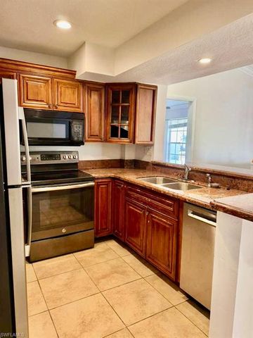 169 SANTA CLARA DR 11, Naples, FL 34104