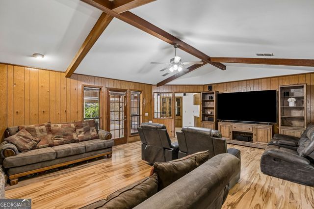 1746 Scrubby Bluff Road, Kingsland, GA 31548