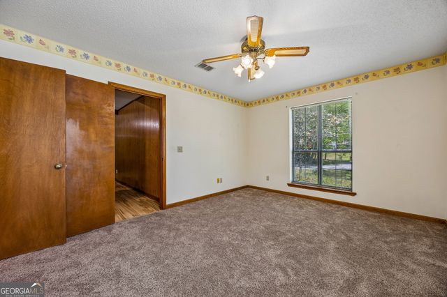 1746 Scrubby Bluff Road, Kingsland, GA 31548