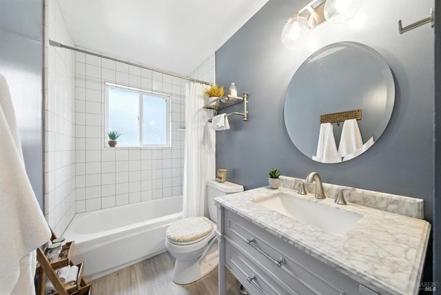 46 Carson Rd, Woodacre, CA 94973