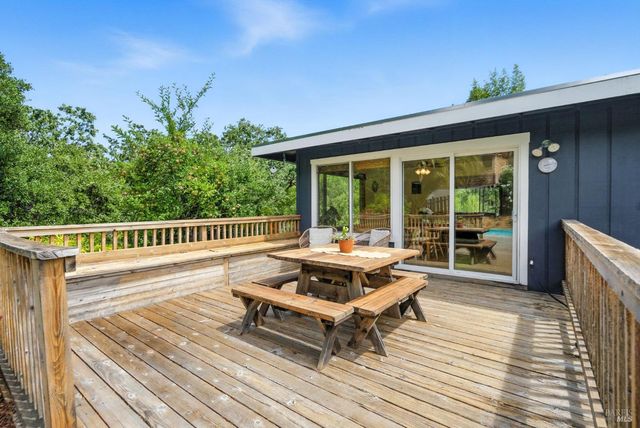 46 Carson Rd, Woodacre, CA 94973