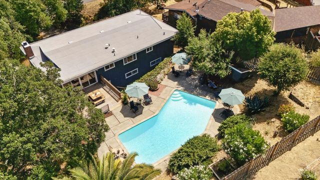 46 Carson Rd, Woodacre, CA 94973