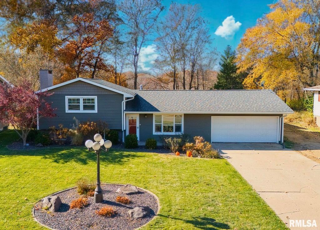 1400 SPRINGFIELD Road, East Peoria, IL 61611