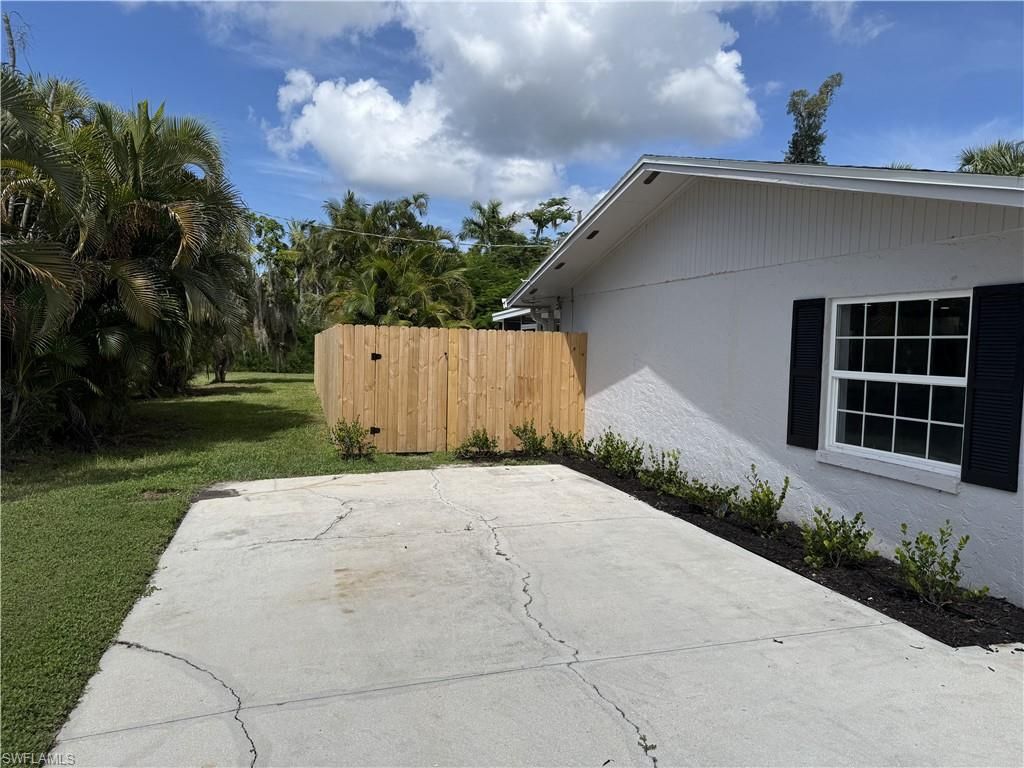 16600 Arbor Ridge DR, FORT MYERS, FL 33908 — photo 3