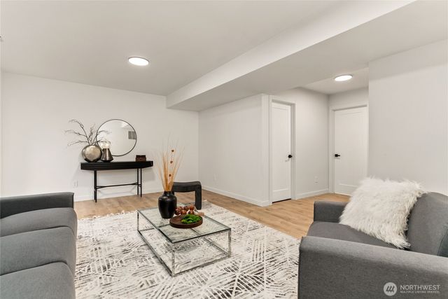 16805 123rd Avenue Ct E, Puyallup, WA 98374