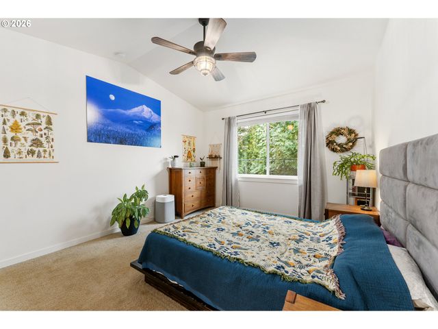 224 Ne Liberty Ln, Estacada, OR 97023
