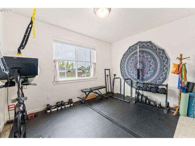 224 Ne Liberty Ln, Estacada, OR 97023